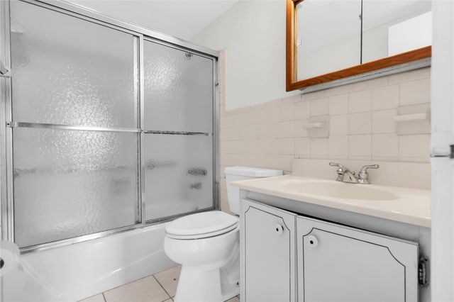 1951 NE 39th Street 337, Lighthouse Point, FL 33064