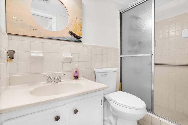 1951 NE 39th Street 337, Lighthouse Point, FL 33064