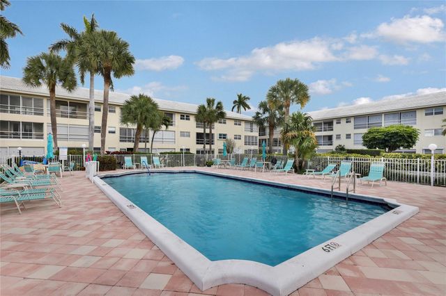 1951 NE 39th Street 337, Lighthouse Point, FL 33064