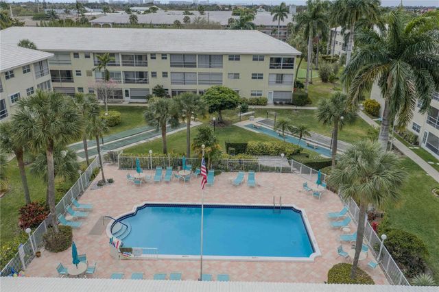 1951 NE 39th Street 337, Lighthouse Point, FL 33064