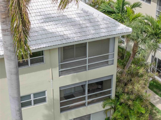 1951 NE 39th Street 337, Lighthouse Point, FL 33064