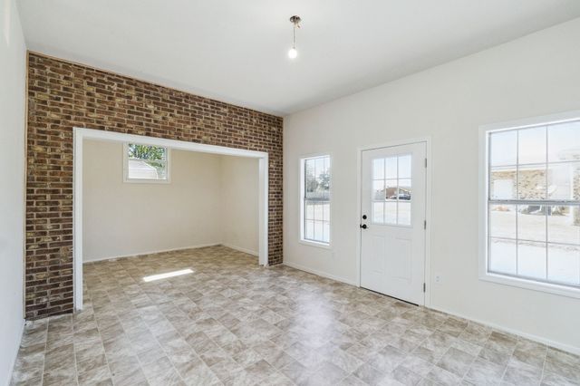 114 Hankins Dr, Lebanon, TN 37087