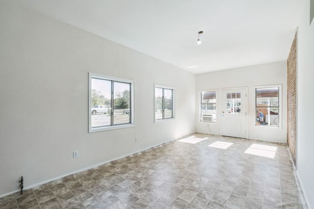 114 Hankins Dr, Lebanon, TN 37087