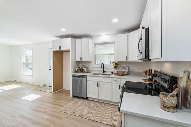 114 Hankins Dr, Lebanon, TN 37087