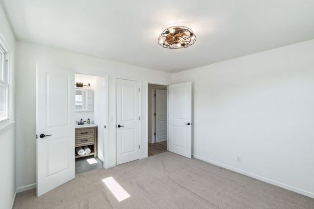 114 Hankins Dr, Lebanon, TN 37087