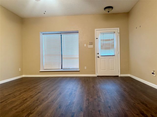 236 Samuel Boulevard 3, Coppell, TX 75019