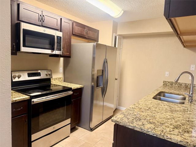 236 Samuel Boulevard 3, Coppell, TX 75019