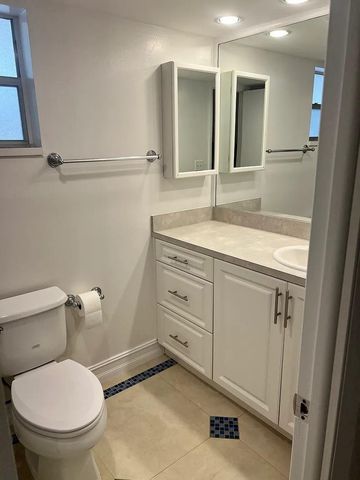 403 NW 68th Ave 202, Plantation, FL 33317