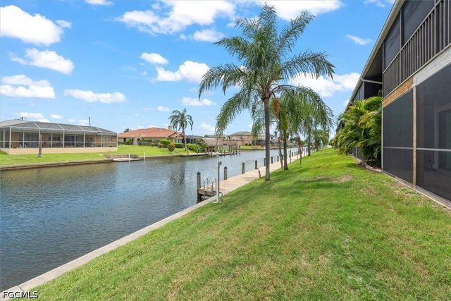 816 SW 48th TER 102, Cape Coral, FL 33914