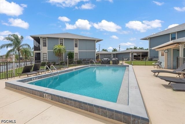 816 SW 48th TER 102, Cape Coral, FL 33914