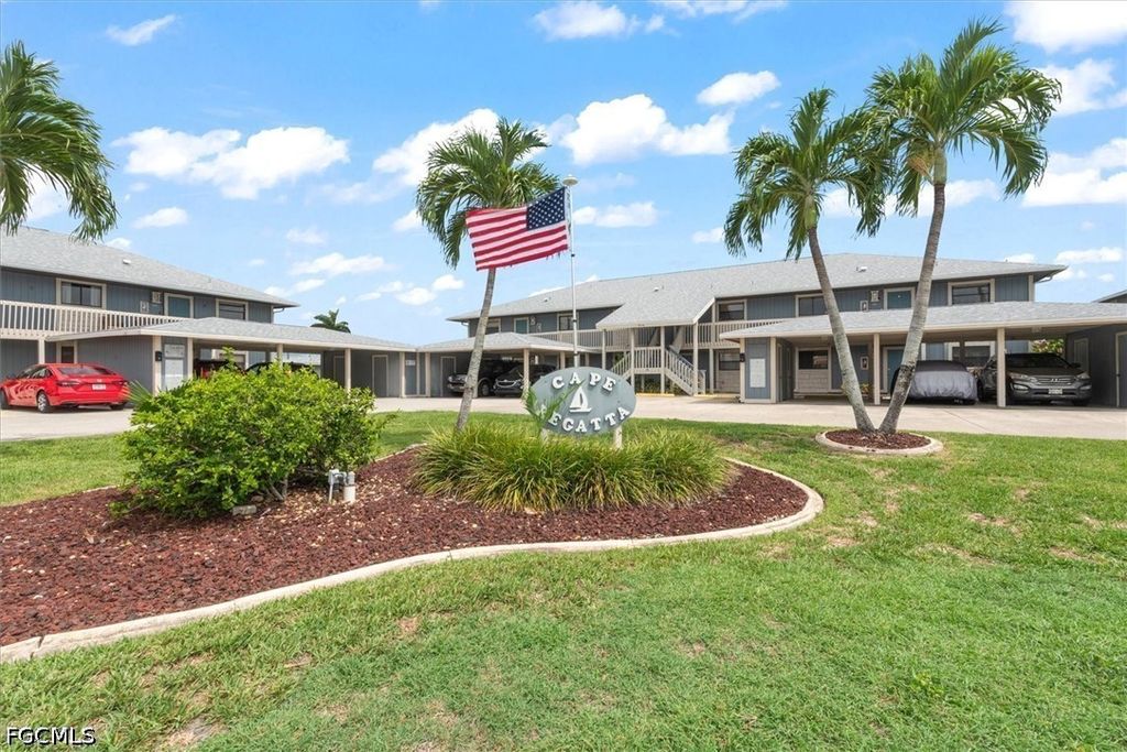 816 SW 48th TER 102, Cape Coral, FL 33914