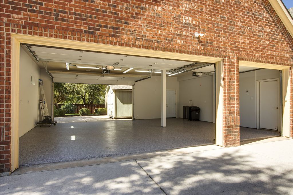 2705 Quail Cove Drive, Highland Village, TX 75077 — photo 5