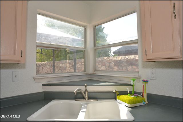 7528 LUZ DE LUMBRE Avenue, El Paso, TX 79912