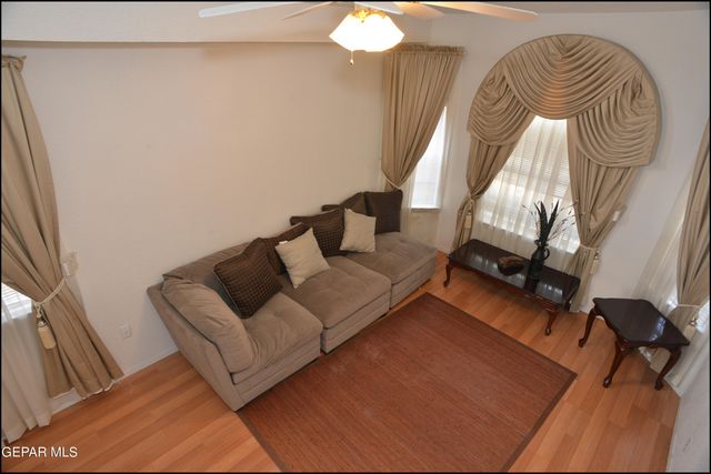 7528 LUZ DE LUMBRE Avenue, El Paso, TX 79912