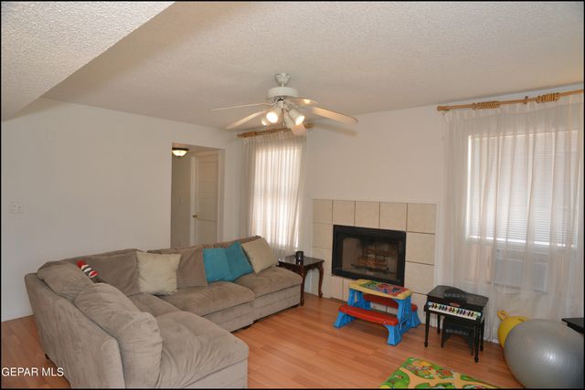 7528 LUZ DE LUMBRE Avenue, El Paso, TX 79912