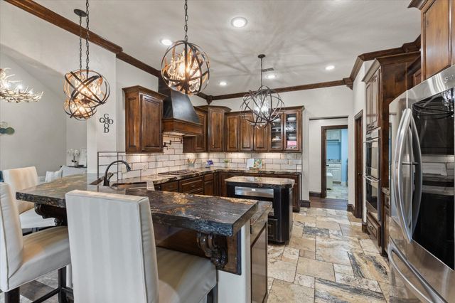 100 Alexis Drive, Longview, TX 75605