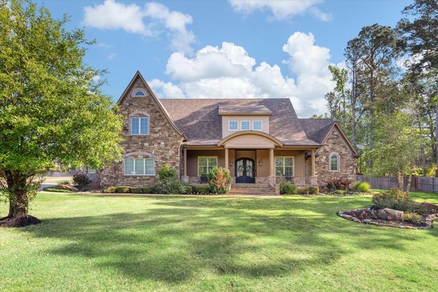 100 Alexis Drive, Longview, TX 75605