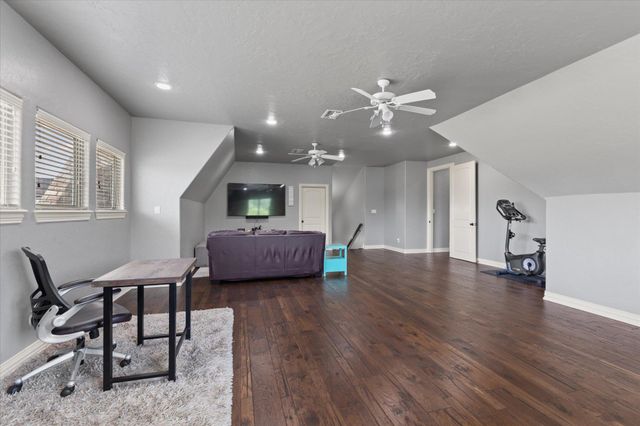 100 Alexis Drive, Longview, TX 75605