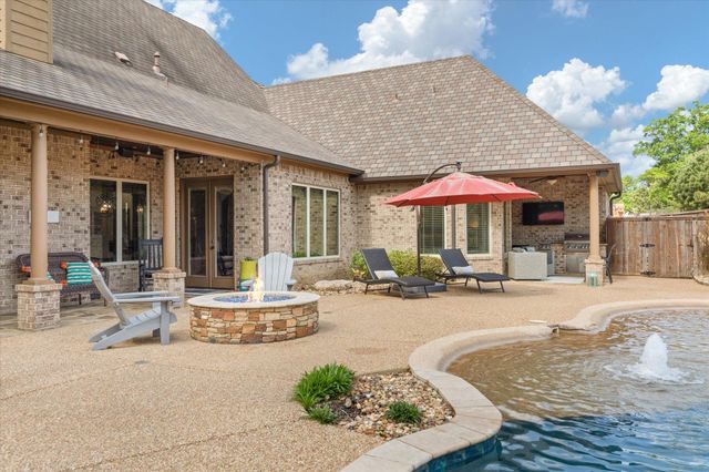 100 Alexis Drive, Longview, TX 75605