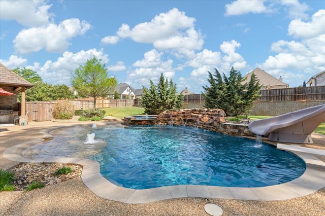 100 Alexis Drive, Longview, TX 75605
