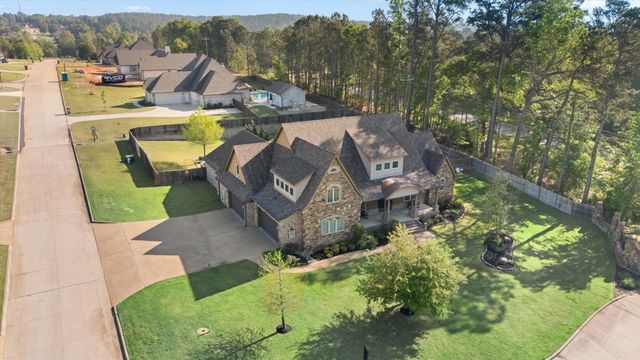 100 Alexis Drive, Longview, TX 75605