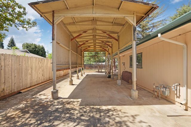 9335 Trenton Way, Stockton, CA 95212