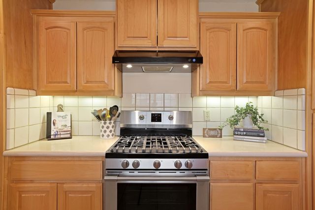 9335 Trenton Way, Stockton, CA 95212