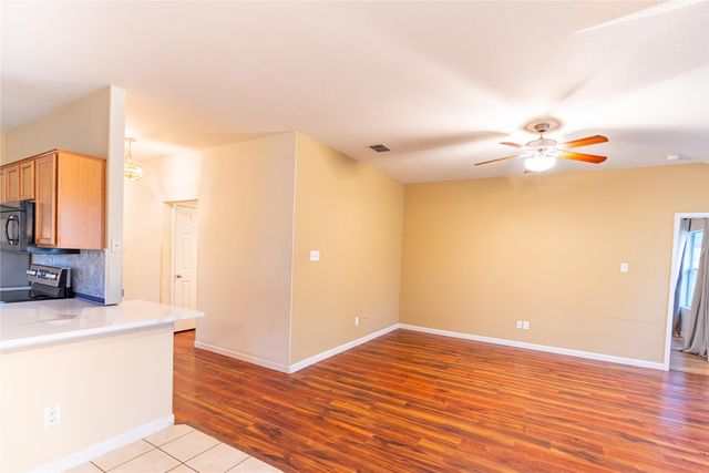 1906 Castaway Drive, Dallas, TX 75051