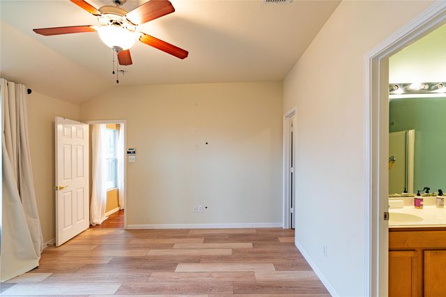 1906 Castaway Drive, Dallas, TX 75051