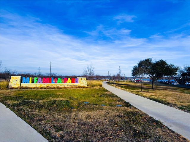 1906 Castaway Drive, Dallas, TX 75051