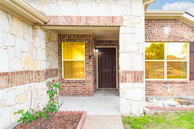 1906 Castaway Drive, Dallas, TX 75051