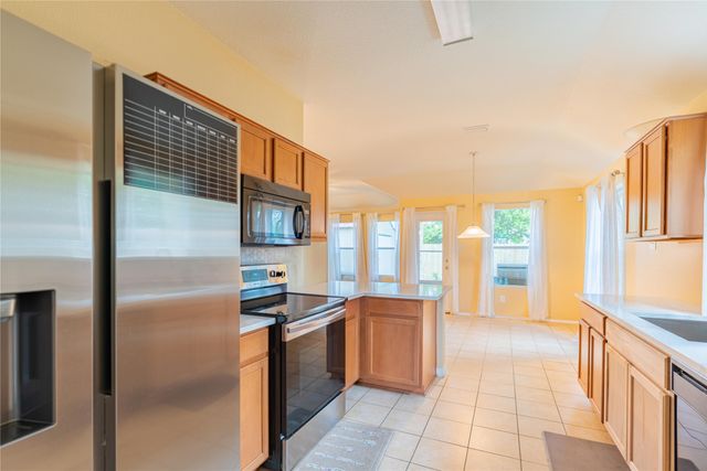 1906 Castaway Drive, Dallas, TX 75051
