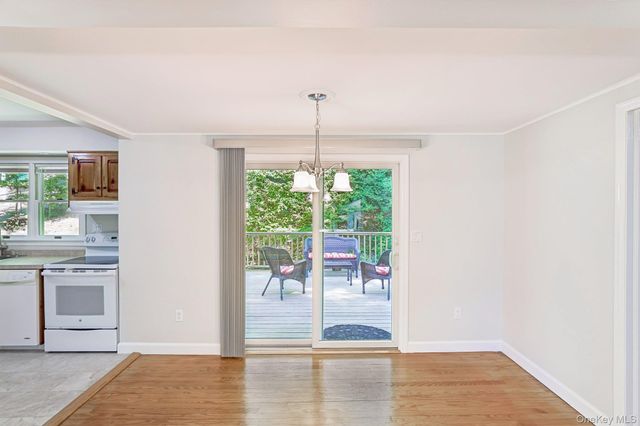 67 Quaker Path, Stony Brook, NY 11790