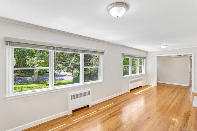 67 Quaker Path, Stony Brook, NY 11790