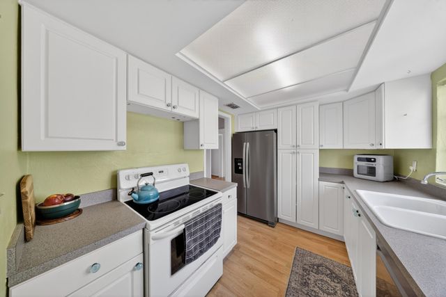 806 S 7th Street, Fort Pierce, FL 34950