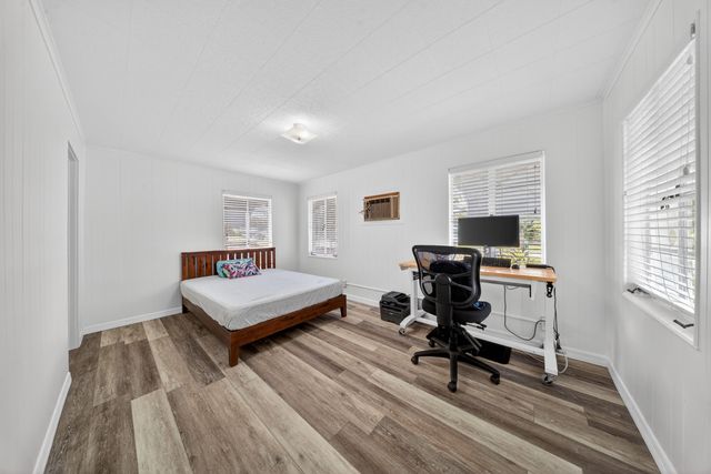 806 S 7th Street, Fort Pierce, FL 34950