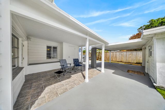 806 S 7th Street, Fort Pierce, FL 34950