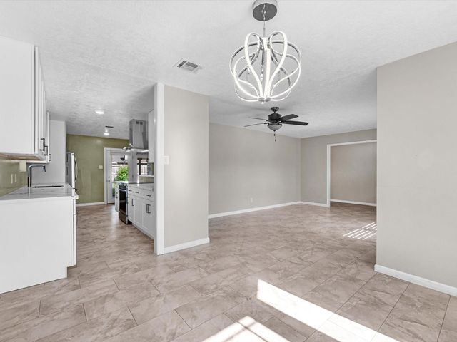 4318 Ponca Street, Pasadena, TX 77504