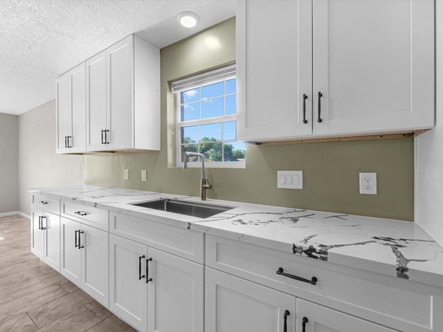 4318 Ponca Street, Pasadena, TX 77504