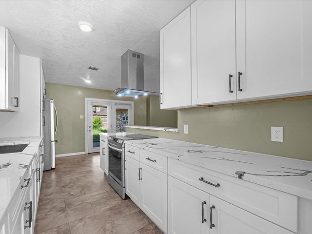 4318 Ponca Street, Pasadena, TX 77504