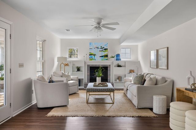 1490 Diamond Boulevard, Mount Pleasant, SC 29466