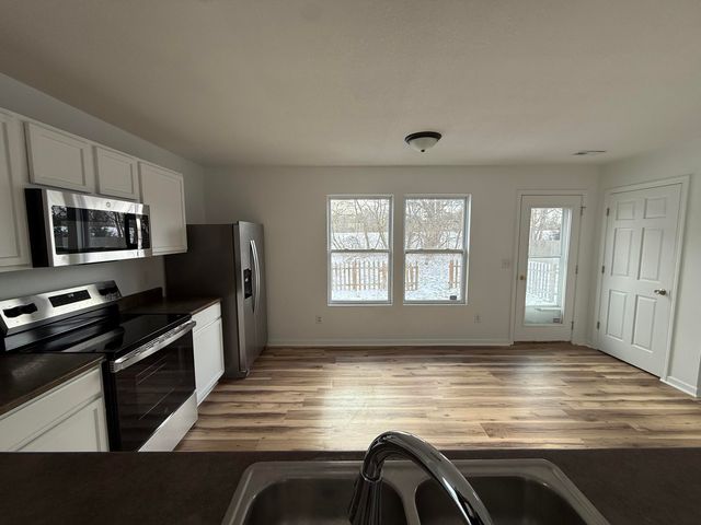 3155 Edling Drive, Kalamazoo, MI 49004