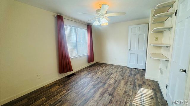 220 S Marguerite Avenue, St Louis, MO 63135