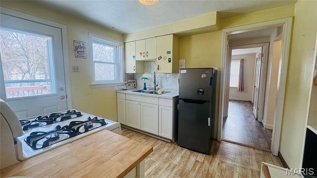 220 S Marguerite Avenue, St Louis, MO 63135