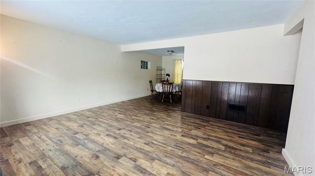 220 S Marguerite Avenue, St Louis, MO 63135