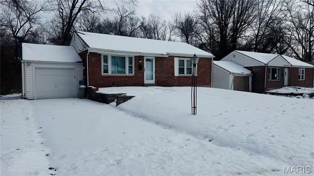 220 S Marguerite Avenue, St Louis, MO 63135