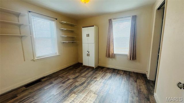 220 S Marguerite Avenue, St Louis, MO 63135