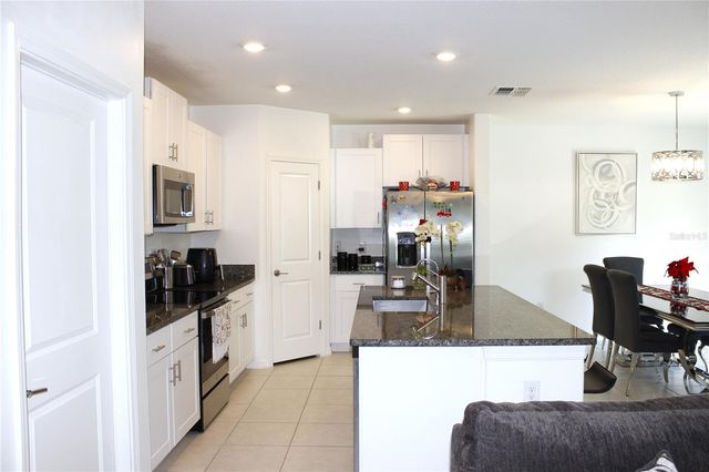 2058 STELLAR BRILLIANCE WAY, Lutz, FL 33558