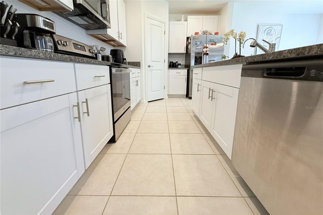 2058 STELLAR BRILLIANCE WAY, Lutz, FL 33558