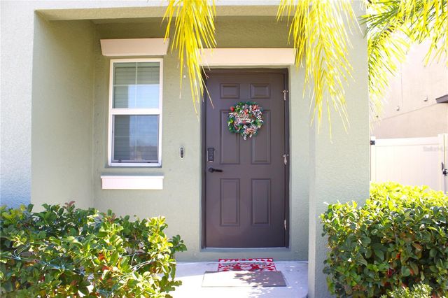 2058 STELLAR BRILLIANCE WAY, Lutz, FL 33558